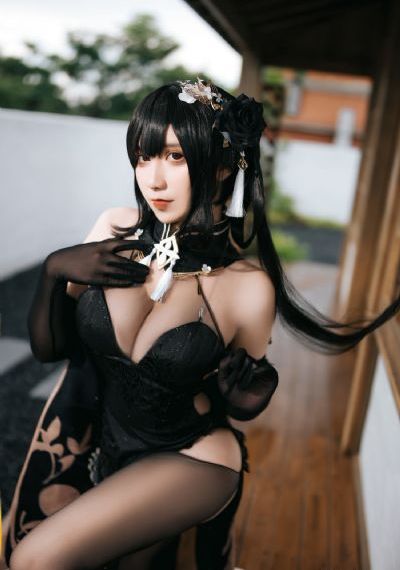不系纽扣的女孩_1080视频大全